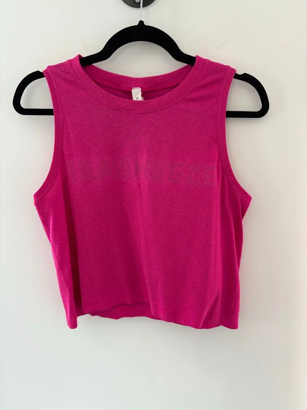 Lululemon Perforated Crop Tank Size 6
